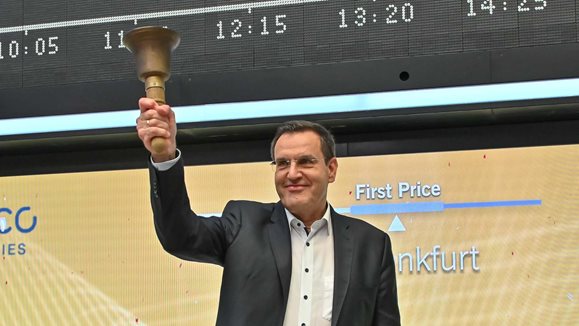 210916_PP_Vitesco_Listing-Day_03